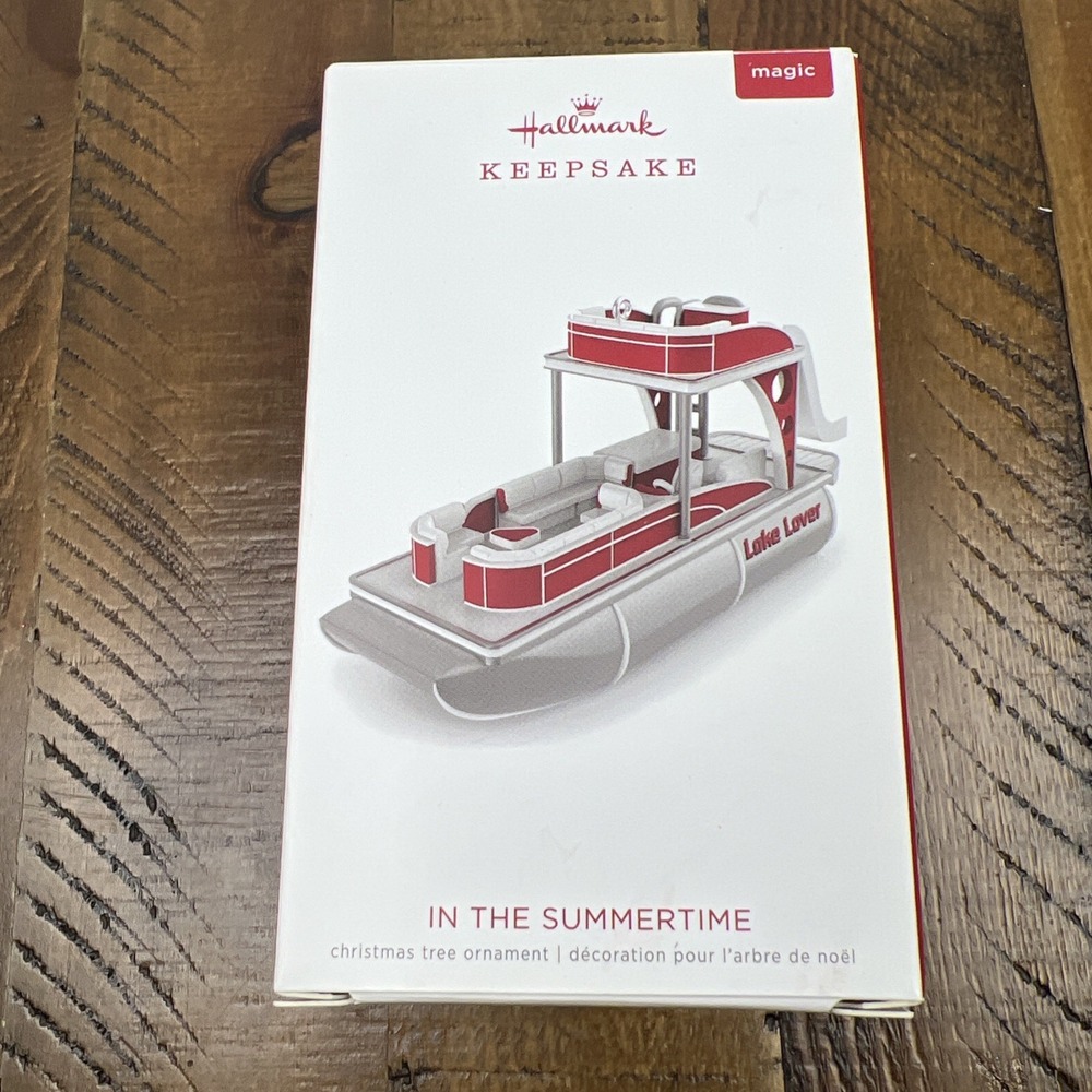 Hallmark 2018 In The Summertime Pontoon Boat Lake Lover Keepsake Ornament Magic